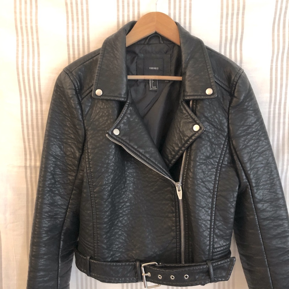 🌱 Vegan Pebbled Leather Motorcycle Jacket